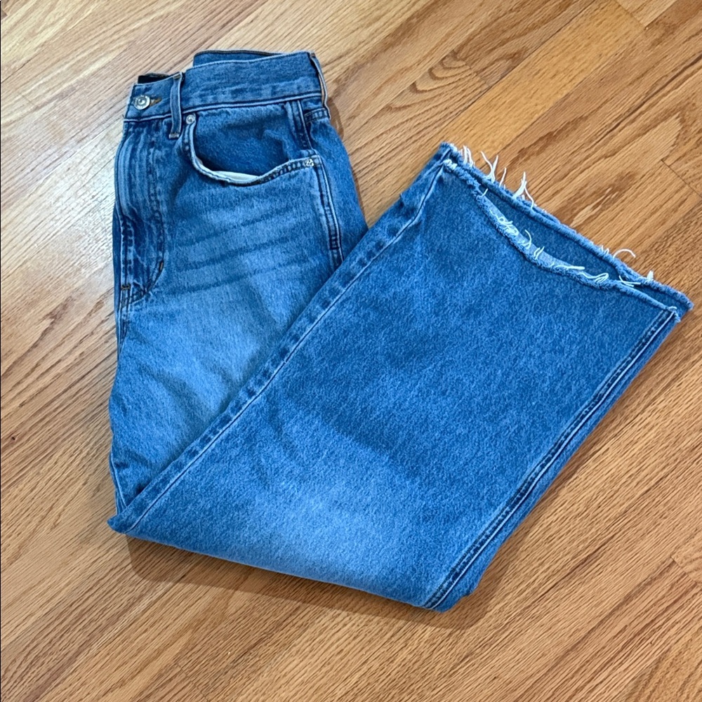 Veronica Beard Light Blue Denim Jeans